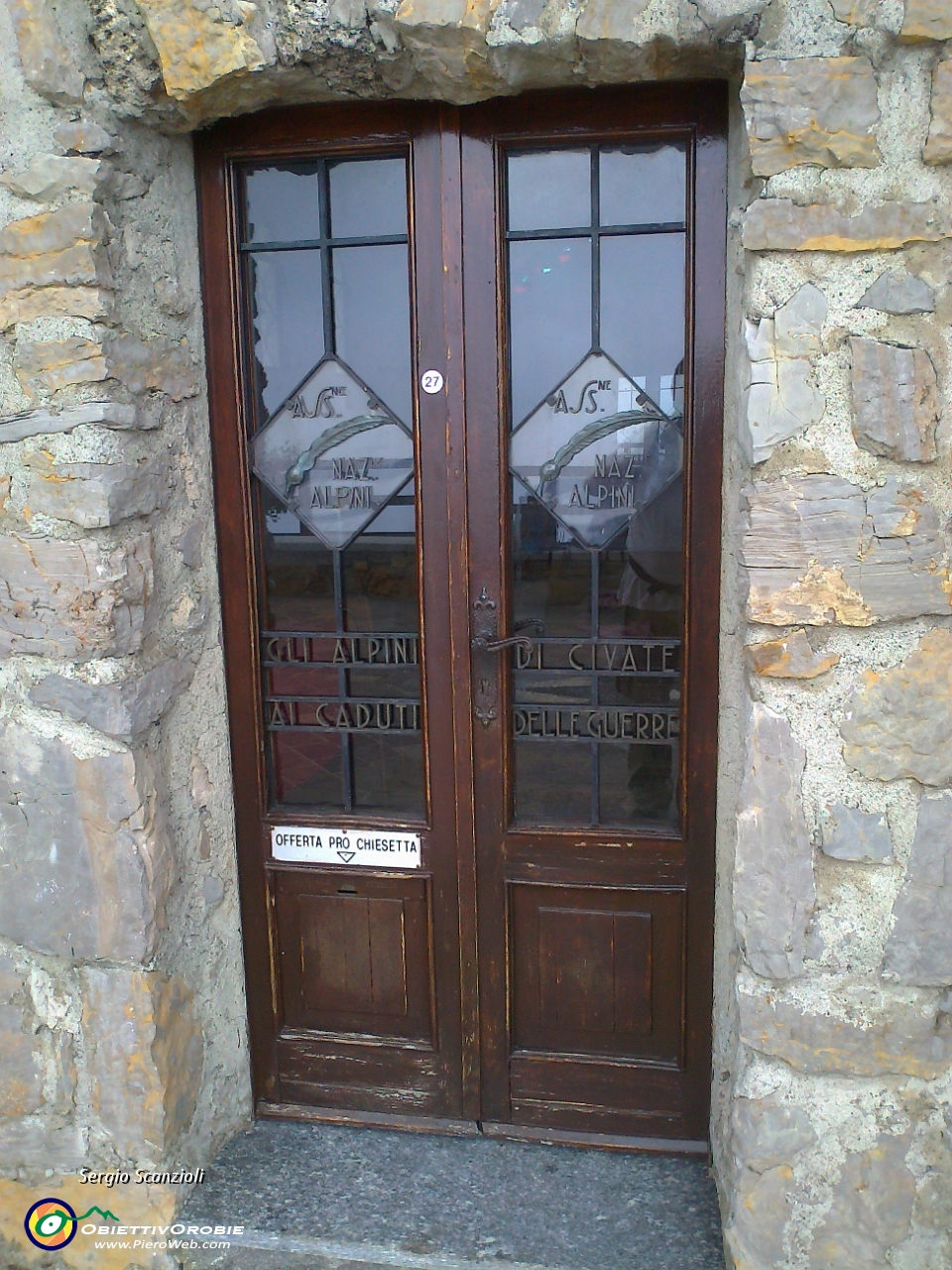 27 Porta della chiesetta.jpg